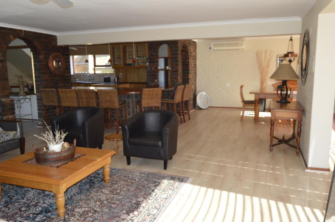 Ferienwohnung Harbourview Self Catering Gordonʼs Bay Exterior foto